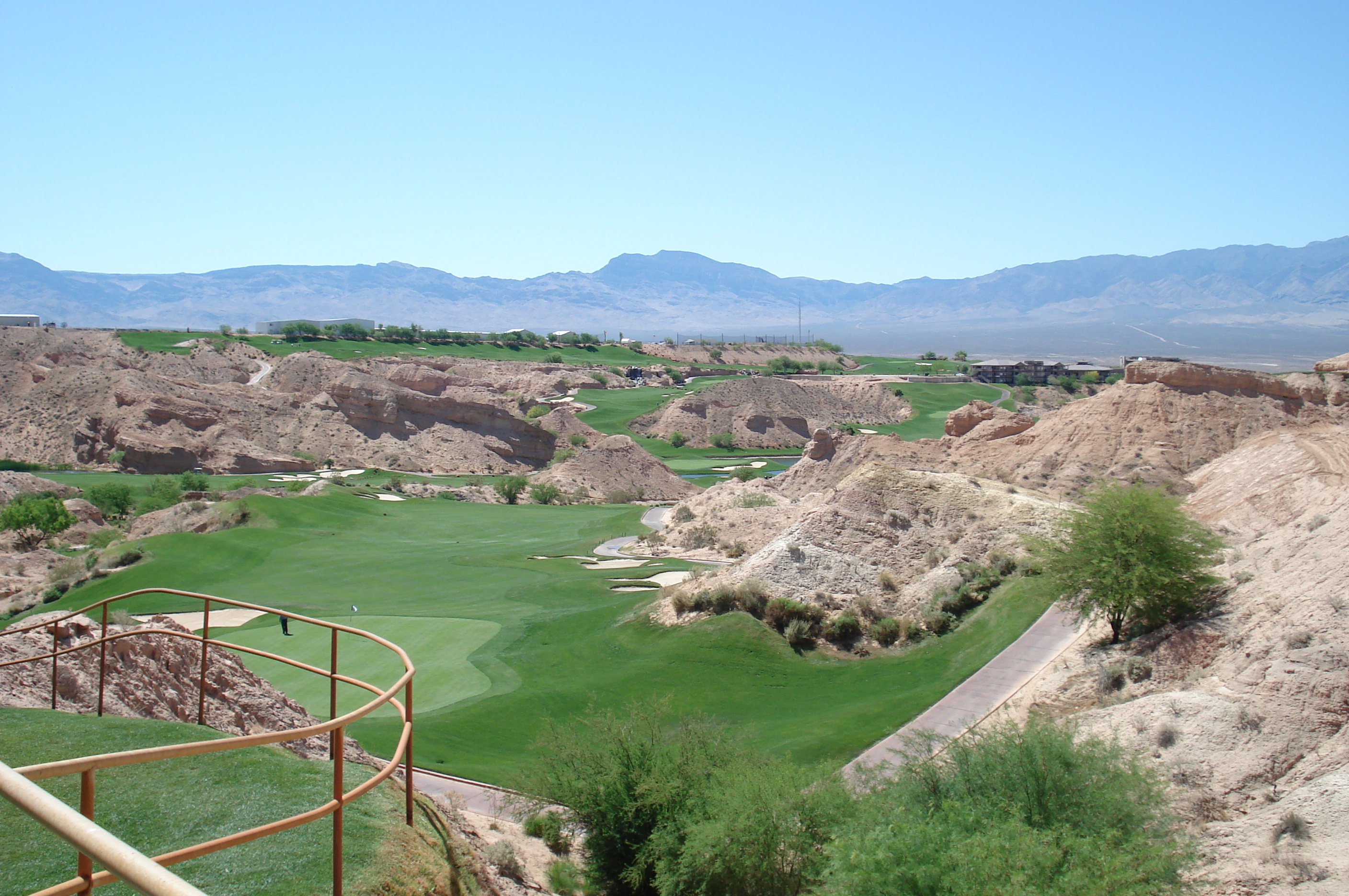 Golf blog containing golf resort review, golf ratings and golf trip information for your golf resort vacation to a top golf resort